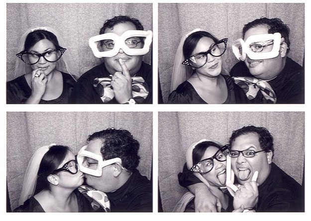  Couple Photo Booth 