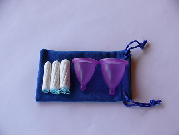  menstrual cups-and-Tampons 