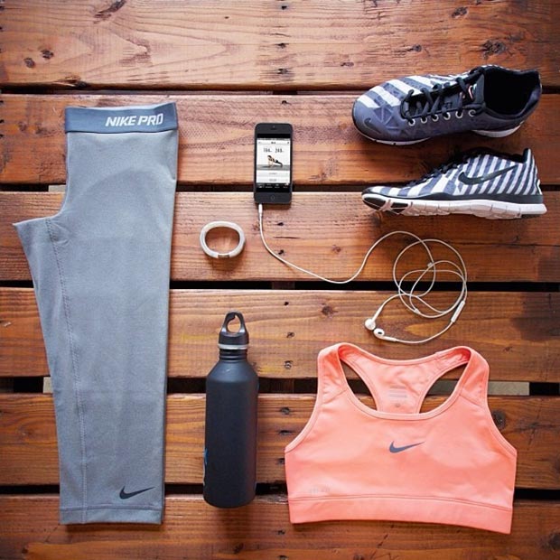 Grey and Neon Nike Workout Outfit