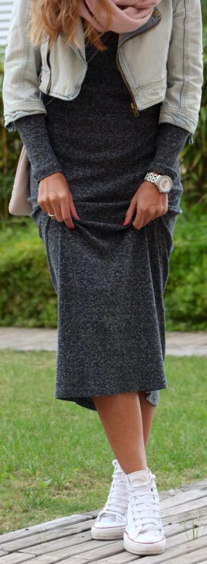 maxi dress with converse shoes