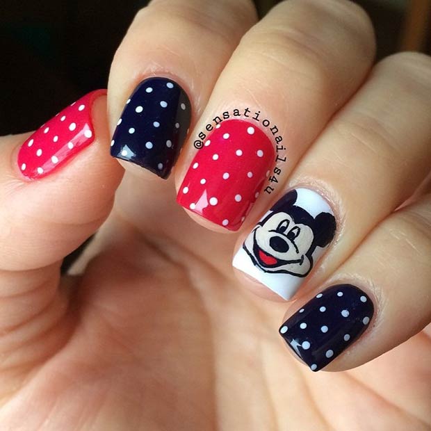 Mickey Mouse Accent Nail