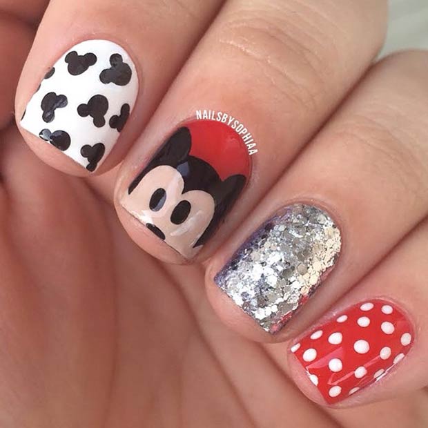 disney nails mickey mouse