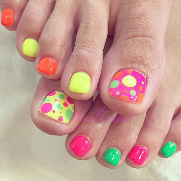 Neon Polka Dots Toe Nail Design