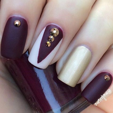 25 Matte Nail Designs You Ll Want To Copy This Fall Page 2