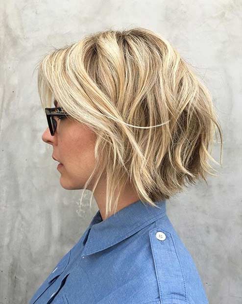 Short Blonde Hairstyle with Layers