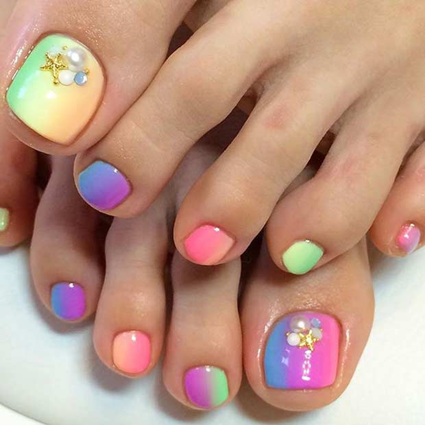 toe nails with gems