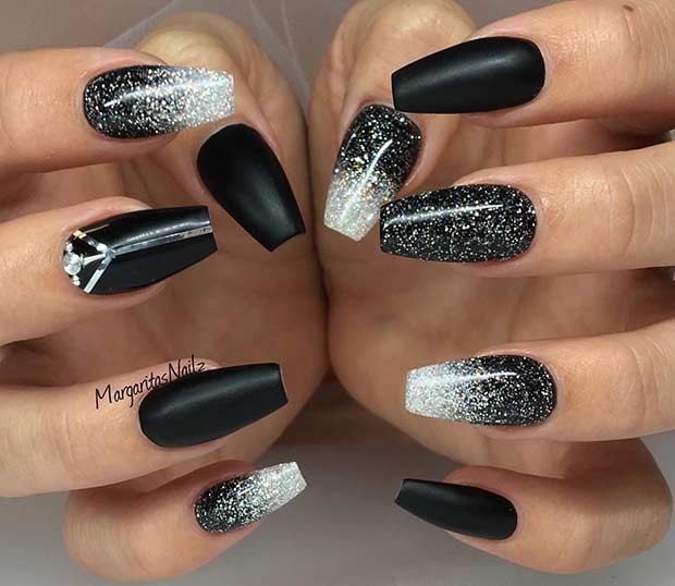 new years nails black