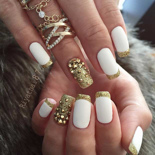 31 Snazzy New Year's Eve Nail Designs - StayGlam