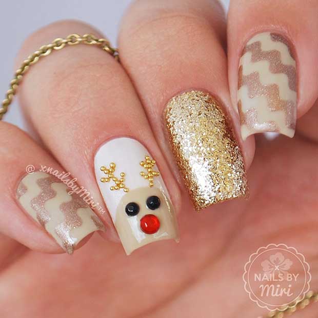 69 Easy Winter and Christmas Nail Ideas | StayGlam