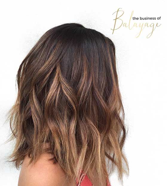 Layered Brunette Lob Haircut with Caramel Highlights