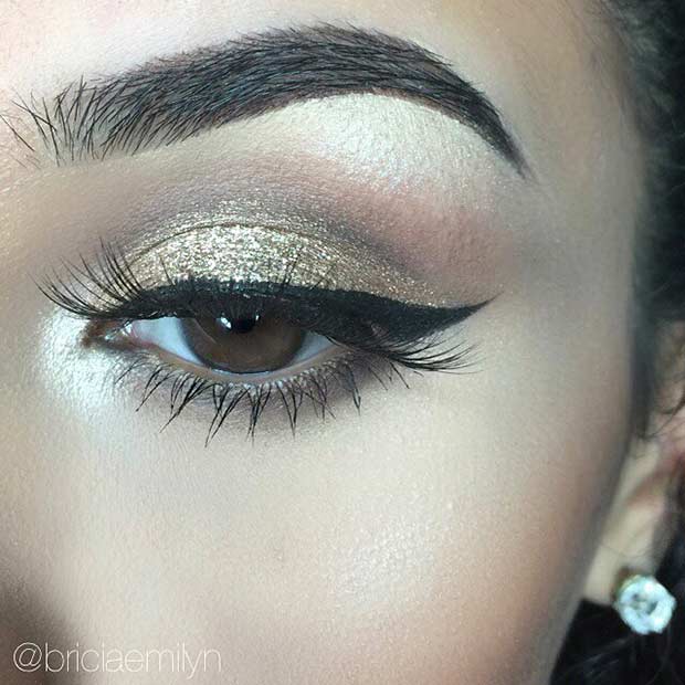 Elegant Gold Eye Makeup Look for Prom