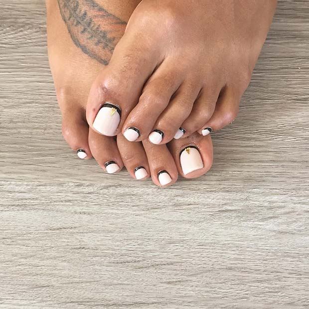 Simple and Elegant Toe Nail Design 