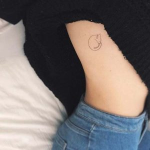 21 Awesome Small Tattoo Ideas for Women - StayGlam