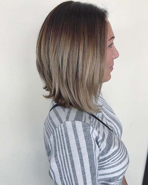 Chic Short Brunette Bob with Blonde Ombre