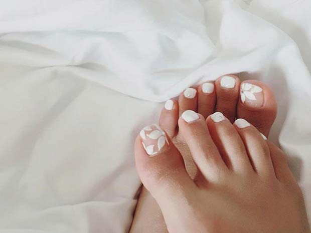 White Floral Nail Art for a Wedding Pedicure Idea for Brides