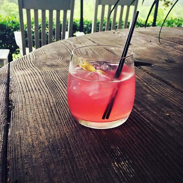 Pink Gin Cocktail for Girly and Delicious Summer Cocktails