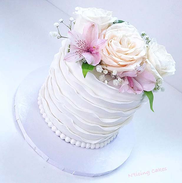 Simple Ruffle and Floral Cake for Summer Wedding Cakes