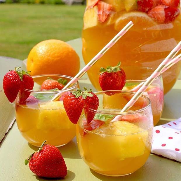 Fruity Summer Punch for Girly and Delicious Summer Cocktail