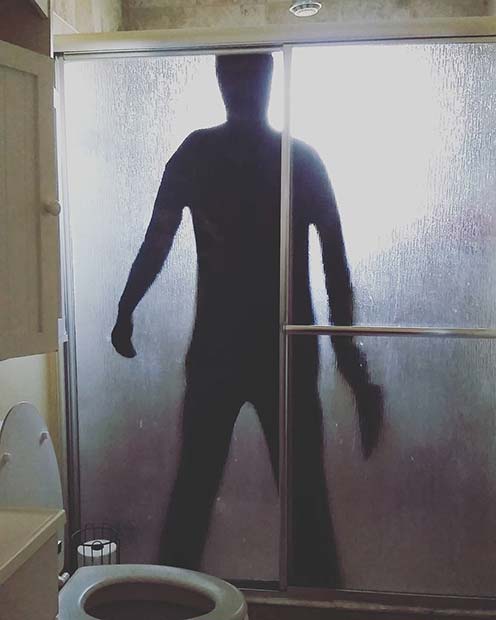 Scary Silhouette for DIY Halloween Decor 
