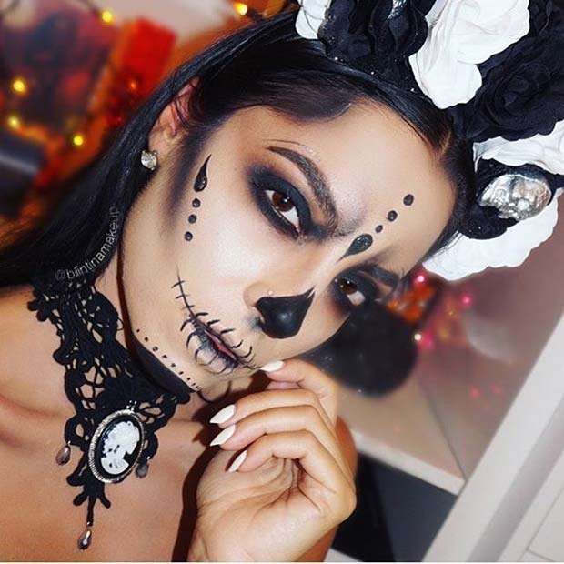 Spooky Skull Makeup for Cute Halloween Makeup Ideas 