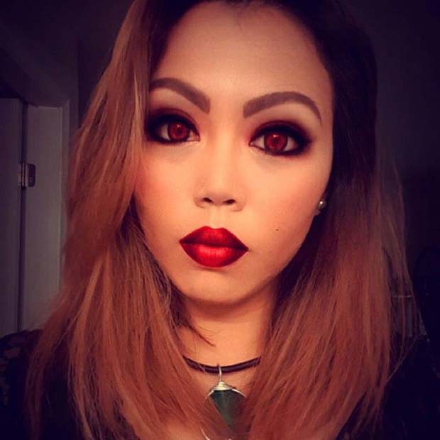 Easy Vampire Makeup for Easy Halloween Makeup Ideas