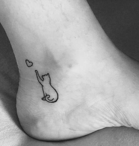 21 Cool and Trendy Tiny Tattoo Ideas - StayGlam