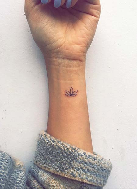 21 Cool and Trendy Tiny Tattoo Ideas - StayGlam