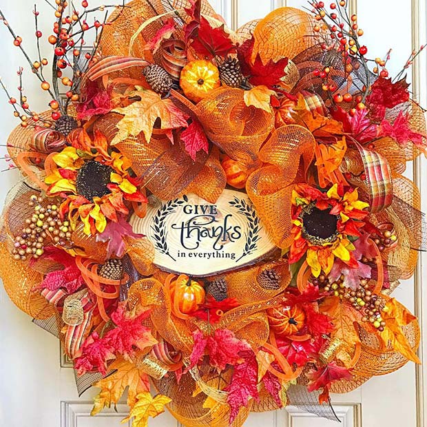 Vibrant Autumn Wreath for Thanksgiving Crafts