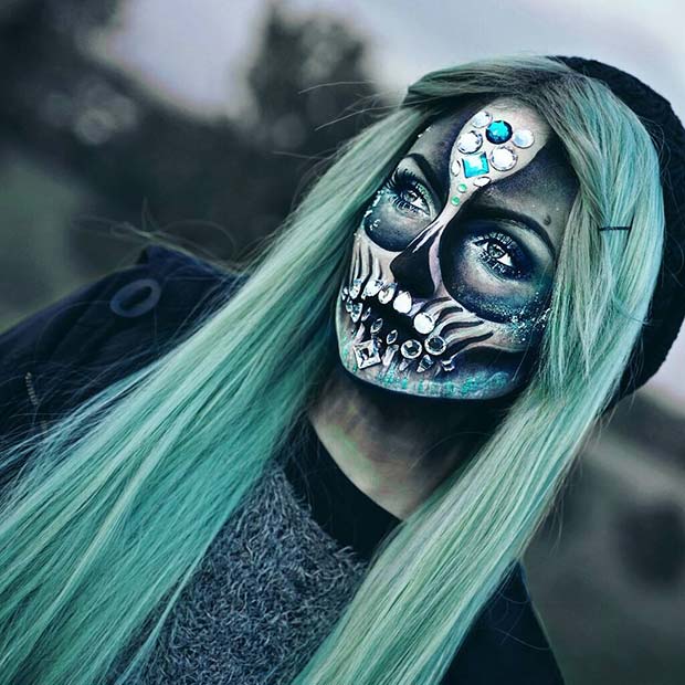 Crystal Skull for Mind-Blowing Halloween Makeup Looks