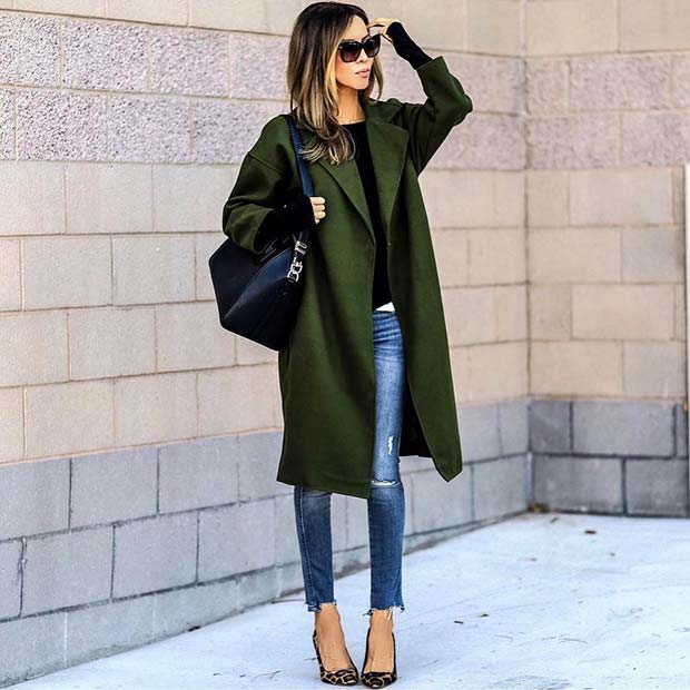 Stylish Green Coat and Jeans for Cute Outfits to Copy This Winter