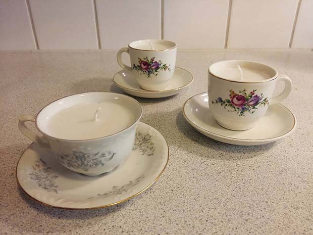 DIY Teacup Candles for DIY Christmas Gift Ideas