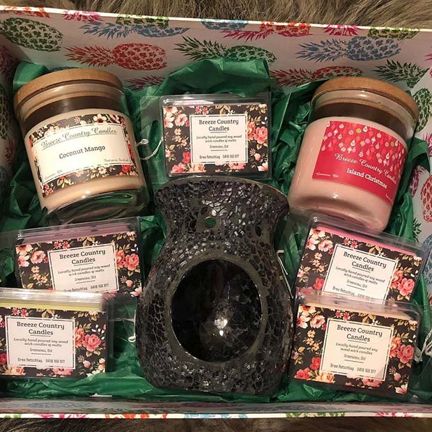 Christmas Candle Gift Basket