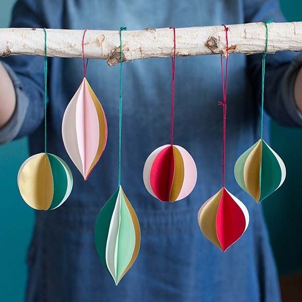 DIY Paper Baubles