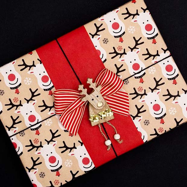 Rudolph Gift Wrap 