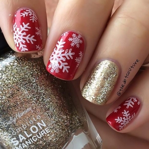 29 Festive Christmas Nail Art Ideas - Page 2 of 2 - StayGlam
