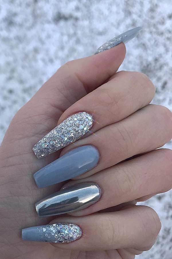 Grey Glitter Winter Nail Design