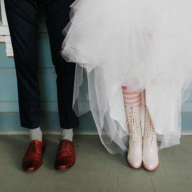 Vintage Bride and Groom Outfits