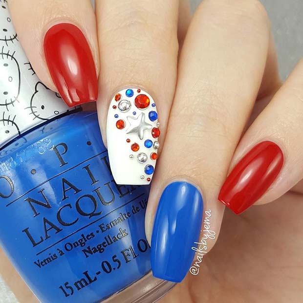 Red, White and Blue 4th of July Nails