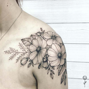 41 Most Beautiful Shoulder Tattoos for Women - StayGlam - StayGlam