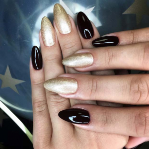 21 Beautiful Black and Gold Nail Designs - StayGlam - StayGlam