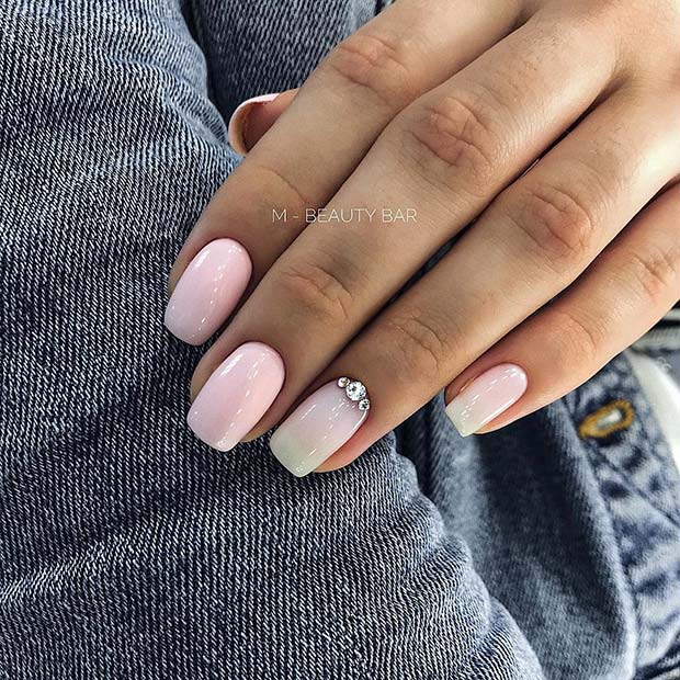 cool 40 Dazzling Ways to Style White Nails – Topnotch Nails Check more at  http://newaylook.com/best-ways-to-style-white-nails/ | Nagels, Gelnagels,  Nagel zomer