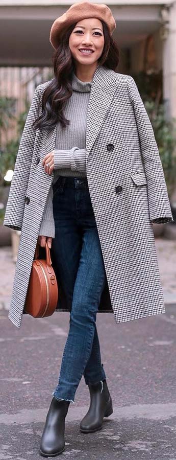 Elegant Long Coat Outfit Idea for Fall