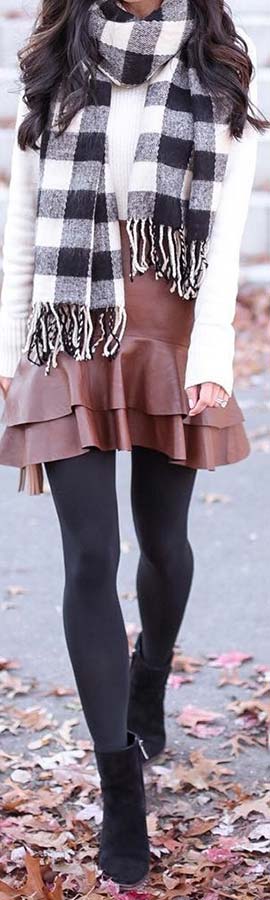 Trendy Leather Skirt Outfit Idea for Fall and Winter