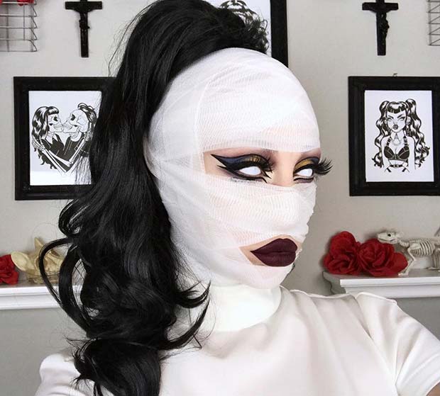 Mummy Halloween Makeup Idea