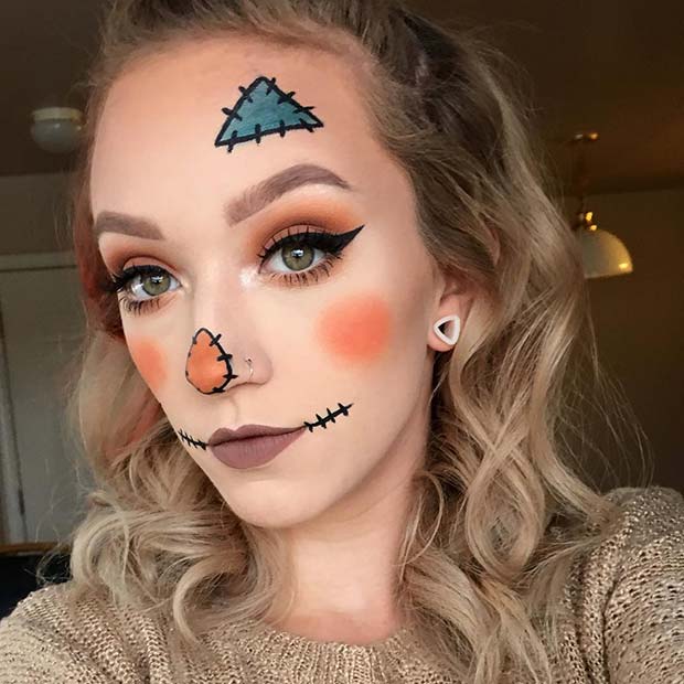 Easy DIY Scarecrow Halloween Makeup
