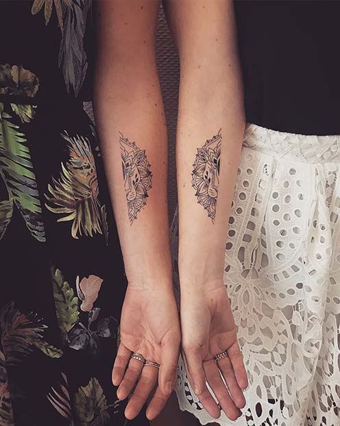 Cool, Half Lioness Tattoo Idea for Best Friends