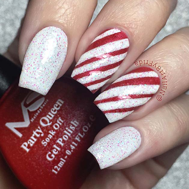 Sparkly Candy Cane Nails 