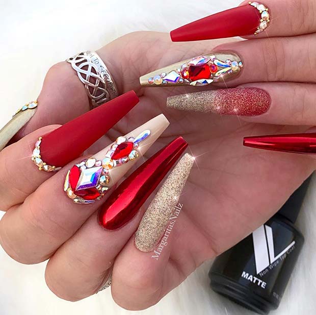 41 Pretty Ways to Wear Red Nails - StayGlam