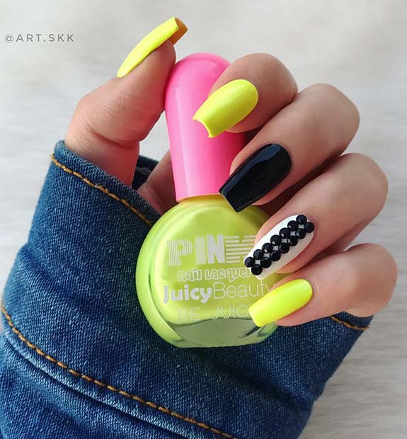 Black and Neon Yellow Nails 