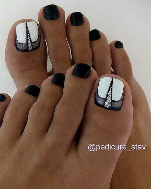 Black and White Toe Nail Design